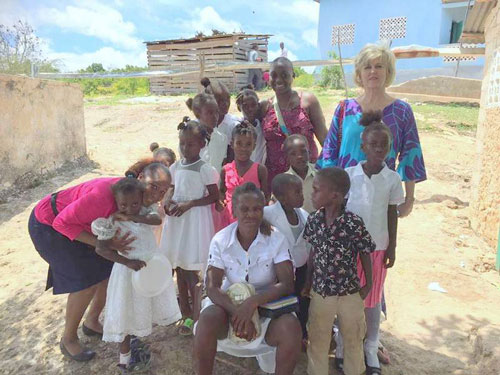 Dr. Eichelberger with the children