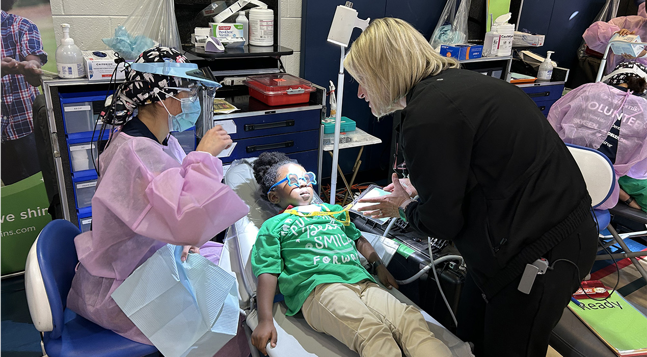 dental-hygiene-visit-students