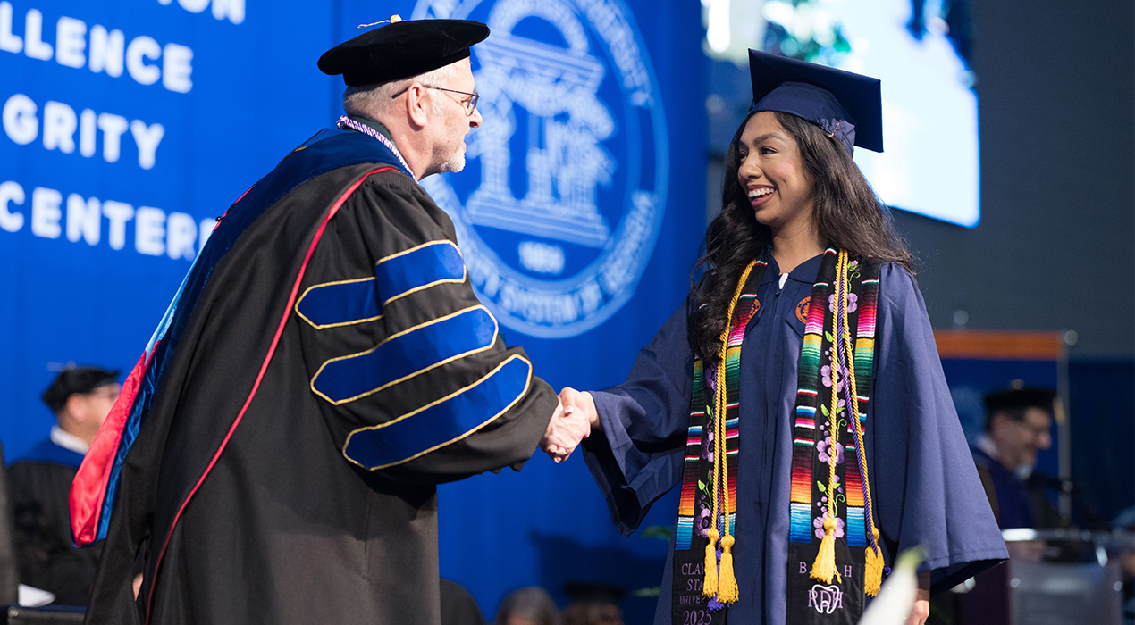 fall-commencement-2025-photo