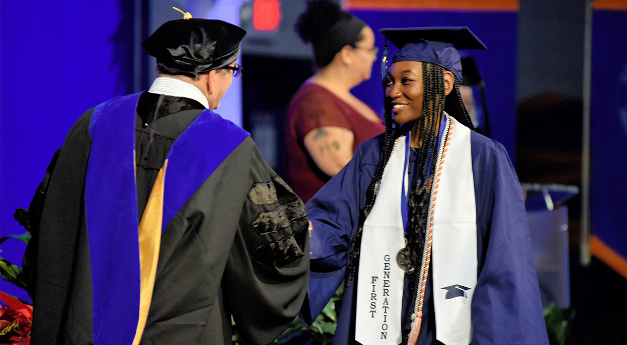 jasmine-heath-graduation-photo