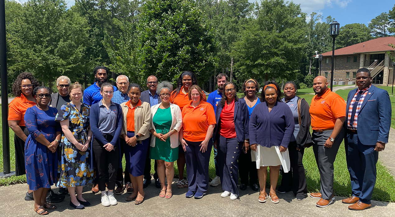 laker-lead-cohort-photo